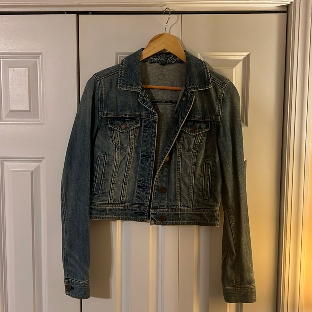 American Eagle 2000’s Cropped Jean Jacket
